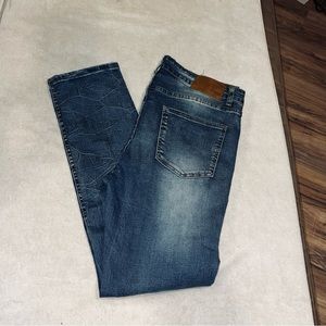 NWOT Waimea Distressed Skinny Jeans 36